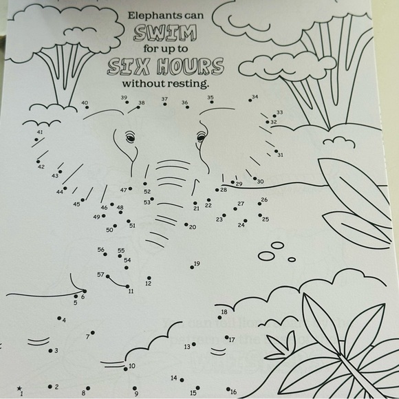 NEW National Geographic Kids Land Animals Activity Pad - Picture 2 of 12